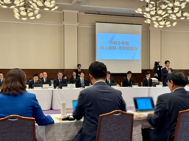 写真：懇話会の様子