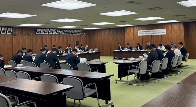 写真:連絡会議の様子_2