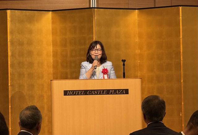 写真:懇親会の様子