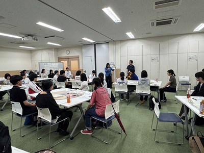 写真:若者ミーティングの様子_1