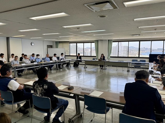 写真:連絡会議の様子_1