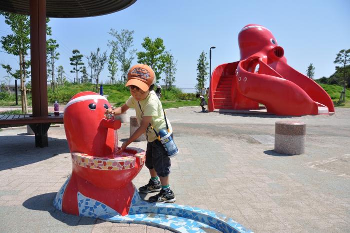 松江公園はタコの遊具がいっぱい
